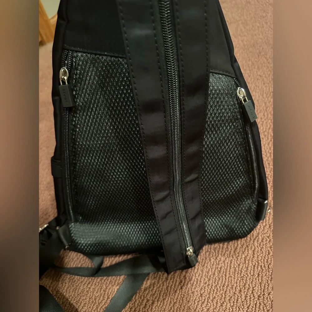 IHKWIP Convertible Sling/ Backpack NWT - Picture 5 of 9